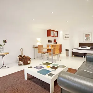 brouwersgracht-canal-apartment.amsterdamhotelsnl.com/